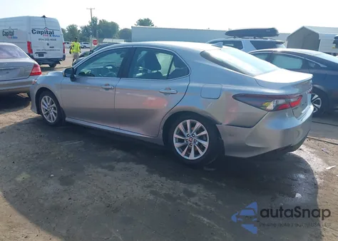 2021 Toyota Camry Le из США, поврежденный, VIN 4T1C11AK9MU555362